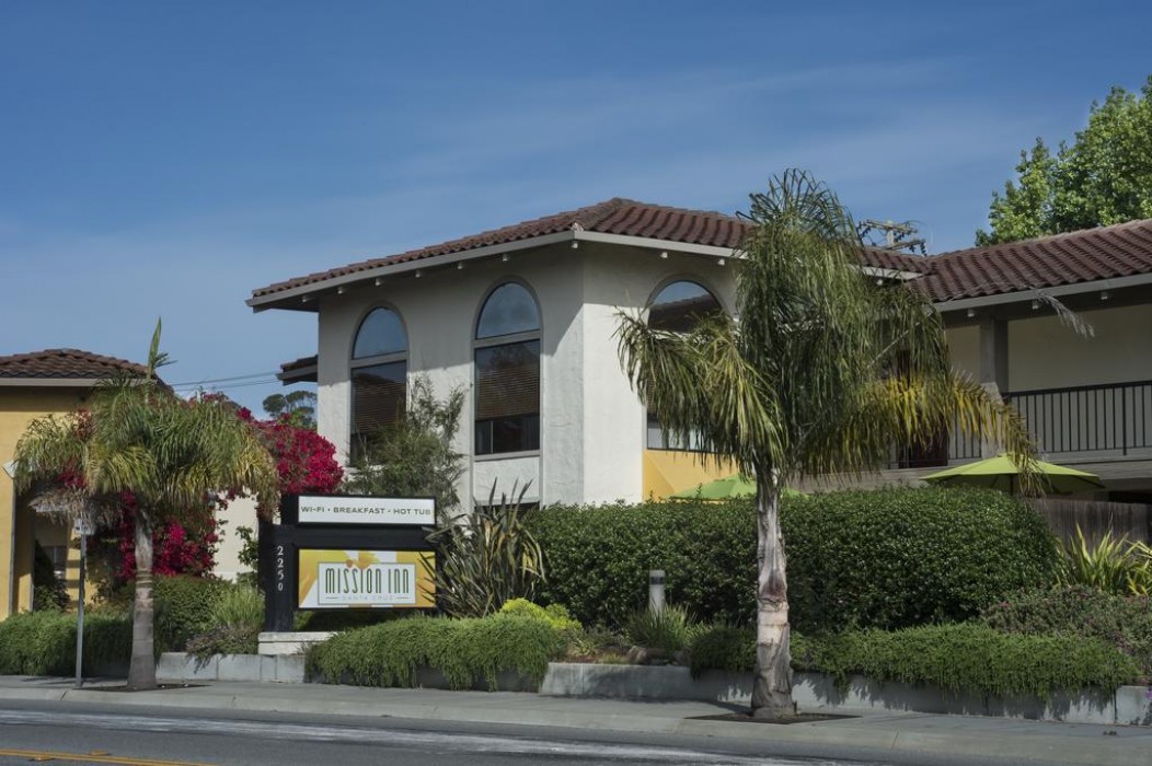 Mission Inn Suites Hotel Near Santa Cruz Beach Boardwalk Top